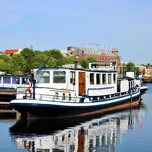 Passengership Avanti Úszó hotel Amszterdam